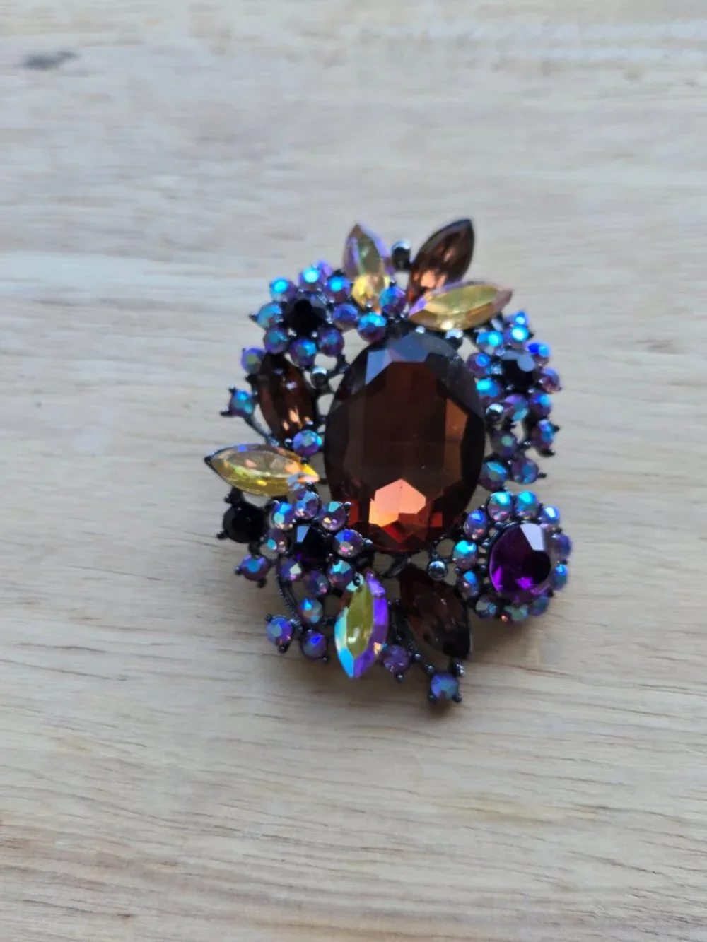 Purple Crystal Brooch Sparkly Fairycore Evening Wedding Guest Victorian-Style